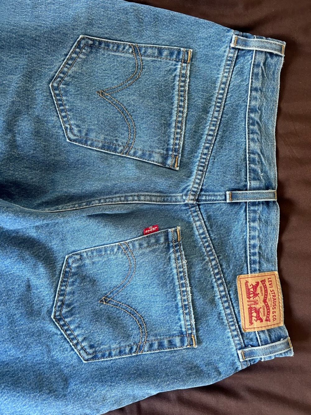Levi's Blue Denim Jeans - Classic Back Pocket Style